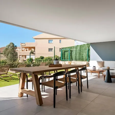 Casa Oasis Garden & Bbq Апартаменти Естепона