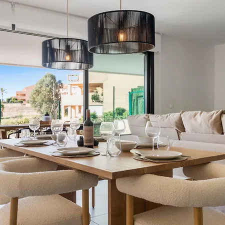 Апартаменти Casa Oasis Garden & Bbq