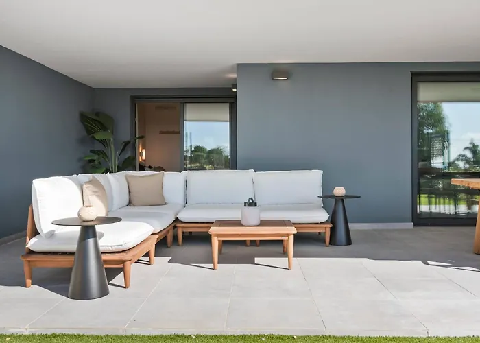 Апартаменти Casa Oasis Garden & Bbq *