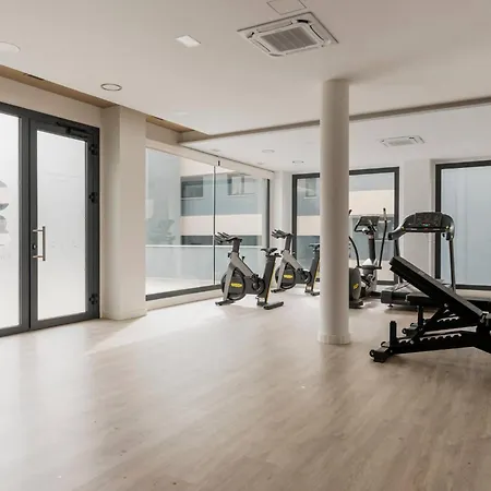 Casa Oasis Garden & Bbq * 埃斯特波纳